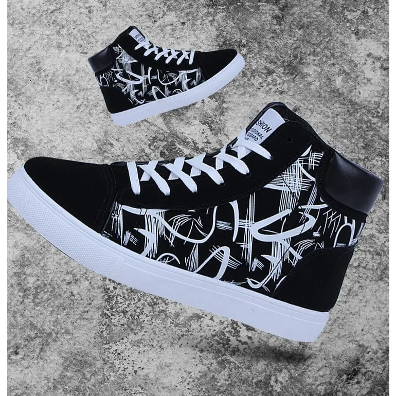 Men Lace-Up Graphic Print High Top Sports Skate Shoes