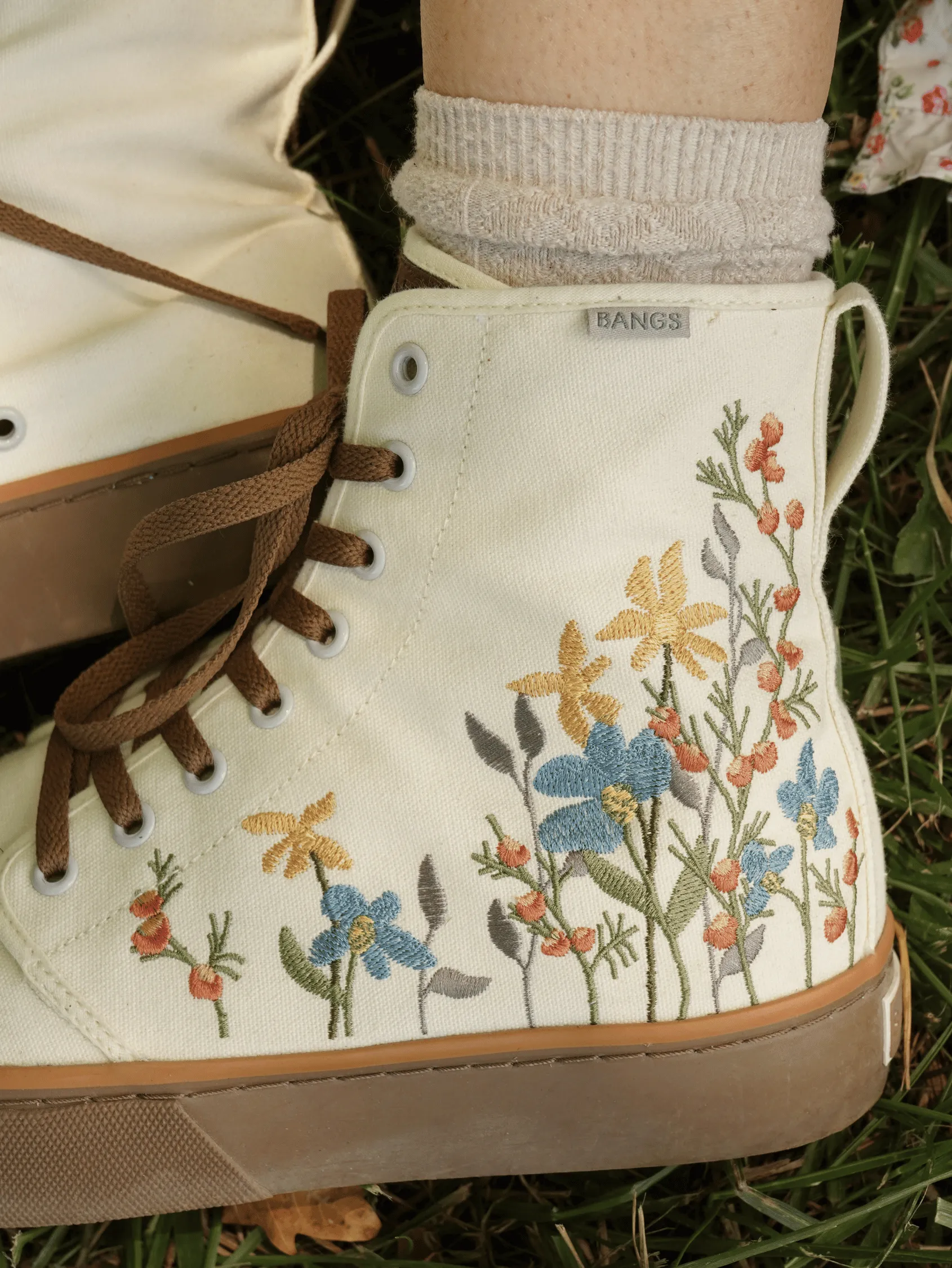 Sunshine Meadow Platform High Top